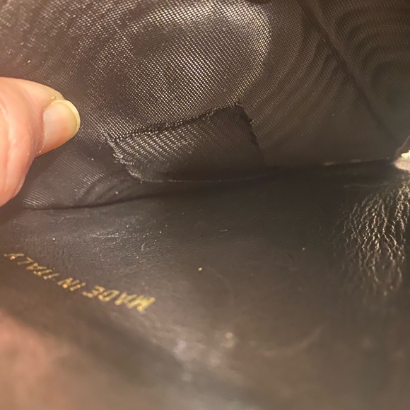 AUTHENTIC CHANEL Vintage black caviar leather bifold snap wallet - Picture 9 of 16